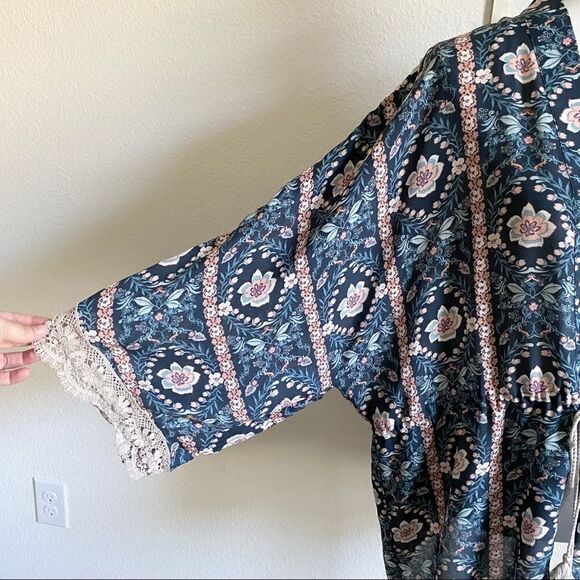 FLINT & Moss Floral Front Tie Kimono Robe Top L - Picture 2 of 8